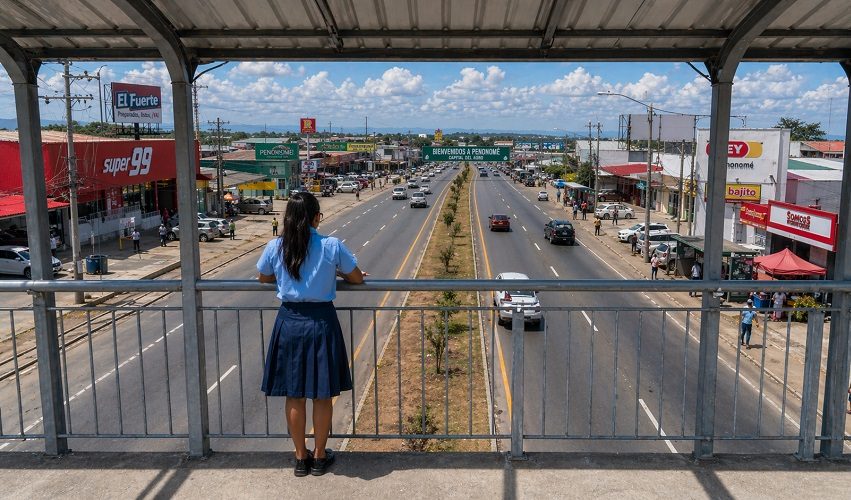 La estudiante fue auxiliada por compañeros y recibió ayuda psicológica. / Imagen ilustrativa/ IA ChatGPT: Eric Montenegro