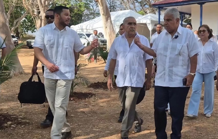 El presidente durante la gira. Foto: Cortesía