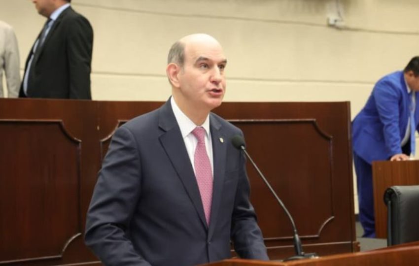 El ministro de Economía y Finanzas, Felipe Chapman. Foto: Cortesía