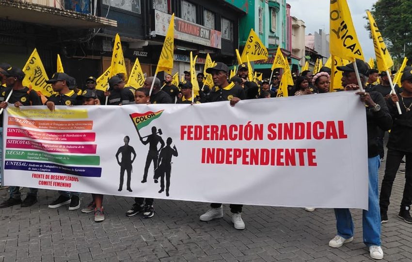 Marcha por las calles de Colón. Foto: Diomedes Sánchez