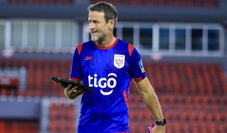 Thomas Christiansen, técnico de Panamá. Foto: FPF