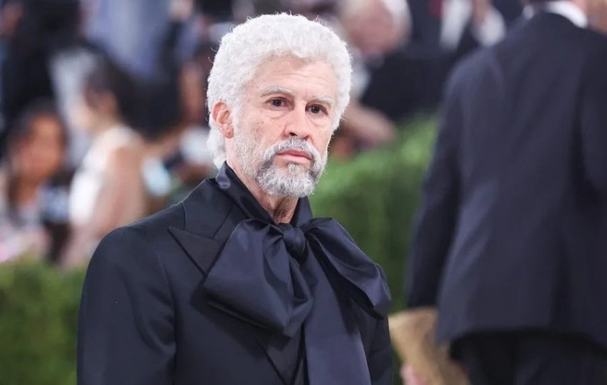Bad Bunny a su llegada a la Met Gala con un diseño de Zara. Foto: EFE / EPA / Sarah Yenesel