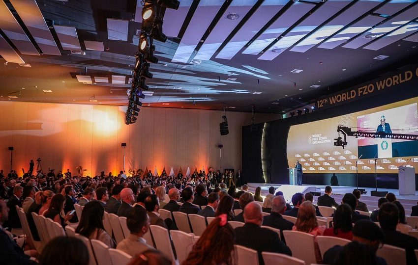 Delegados internacionales participan en el XII Congreso Mundial de Zonas Francas celebrado en el Panamá Convention Center.