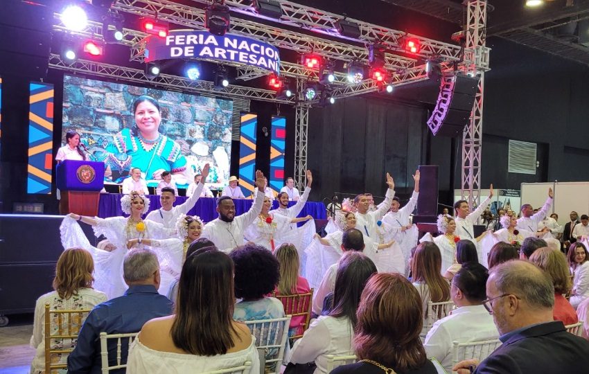 Agrupaciones folklóricas. Foto: Cortesía