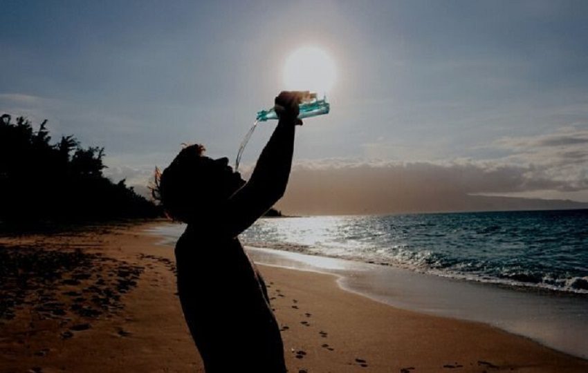 Las autoridades piden a la población consumir agua.