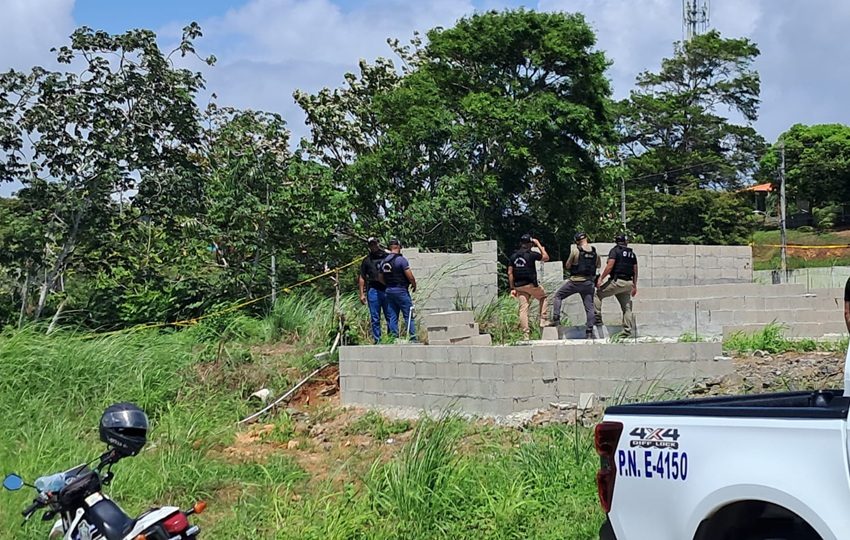Al lugar llegaron agentes de la Policía Nacional. Foto: Diomedes Sánchez