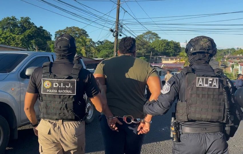 El hombre aprehendido será presentado ante un juzgado de garantías.