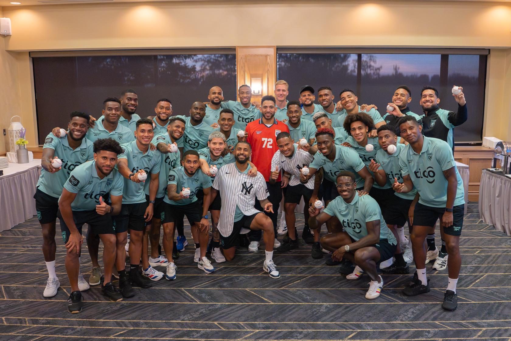 'Chema' Caballero, jugador de los Yanquis, con el equipo panameño. Foto: FPF