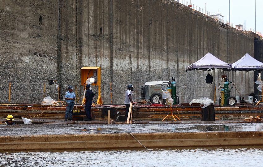 El mantenimiento de cámara seca se desarrolla aproximadamente una vez al año. Foto: EFE