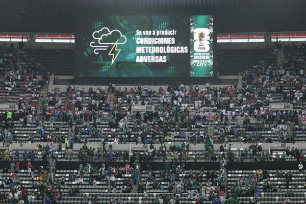 El mal tiempo hizo posponer el juego entre Inglaterra y México. Foto: EFE