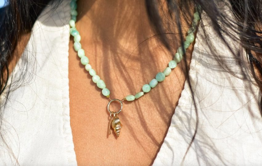 Delfines, tortugas, peces y conchas aparecen en propuestas de Chopard, Carbal y Sure Jewels. Foto: Cedida por Sure Jewels