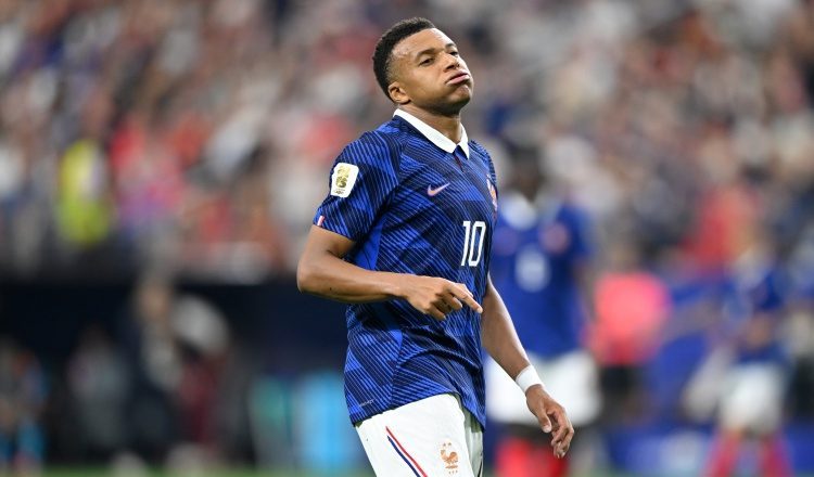 Mbappé es el capitán de Francia. Foto: EFE