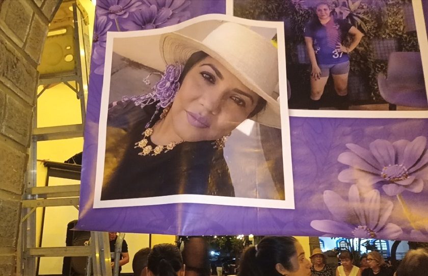 Por este hecho de violencia, su expareja sentimental permanece detenida en el Centro Penitenciario de Santiago a la espera del correspondiente proceso judicial por femicidio.