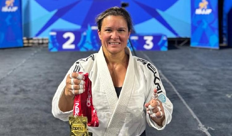 La colonense Jennisín Rosanía ganó dos medallas de oro. Foto: Cortesía