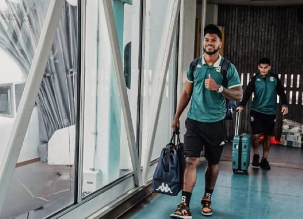 Newton Williams, delantero panameño que juega en el Saprissa. Foto: @deportivo_saprissa
