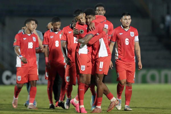 Panamá golea a Honduras y va a los cuartos de final del Campeonato Sub-20 de la Concacaf. Foto: EFE