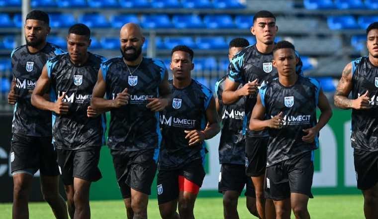 Jugadores de UMECIT, durante los entrenamientos. Foto: Instagram
