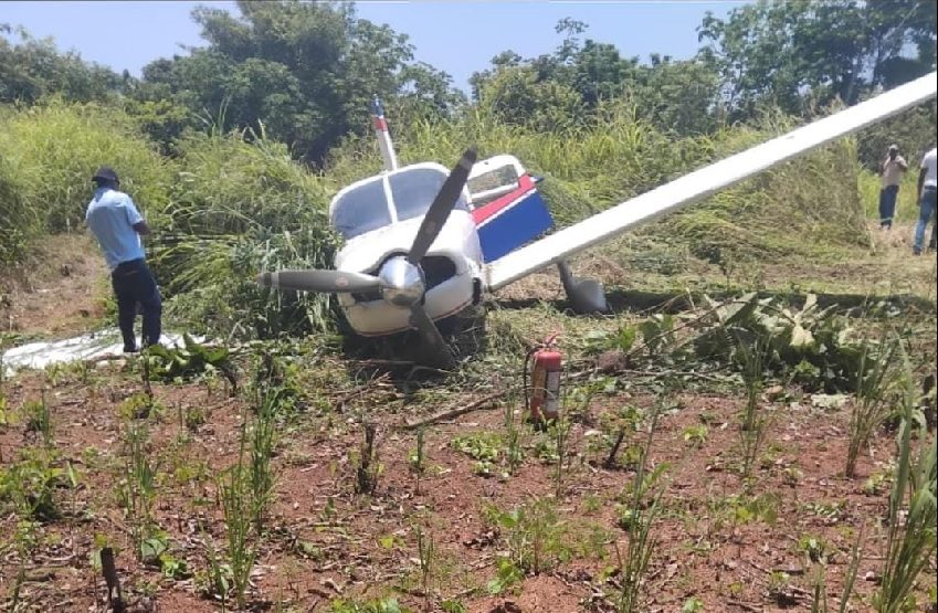 Así quedó la aeronave siniestrada que se dirigía a la isla San Miguel. Foto: Cortesía AAC