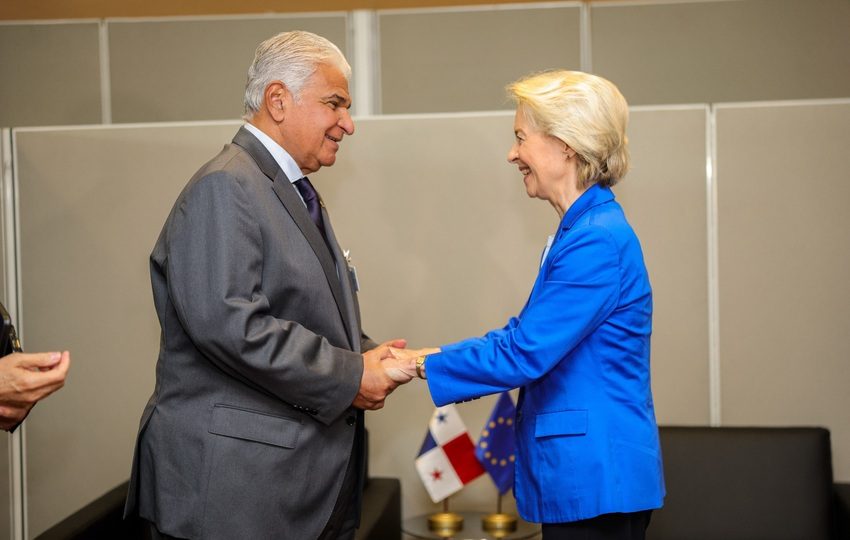 Úrsula von der Leyen junto al presidente José Raúl Mulino. Foto: Cortesía