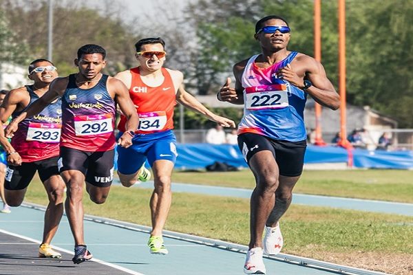 Chamar Chambers ganó medalla de oro en los Juegos Suramericanos. Foto: COP