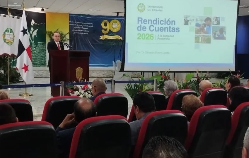Rendición de cuentas del rector Eduardo Flores. Foto: Cortesía