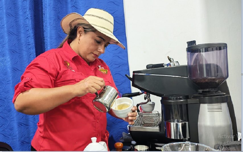 En cuanto al panorama productivo, la proyección de siembra y cosecha 2026-2027 de la Dirección de Agricultura del Ministerio de Desarrollo Agropecuario (MIDA) en la Región 5 de Capira señala una producción estimada de 11,622 quintales de café Robusta. Foto. Eric  Montenegro