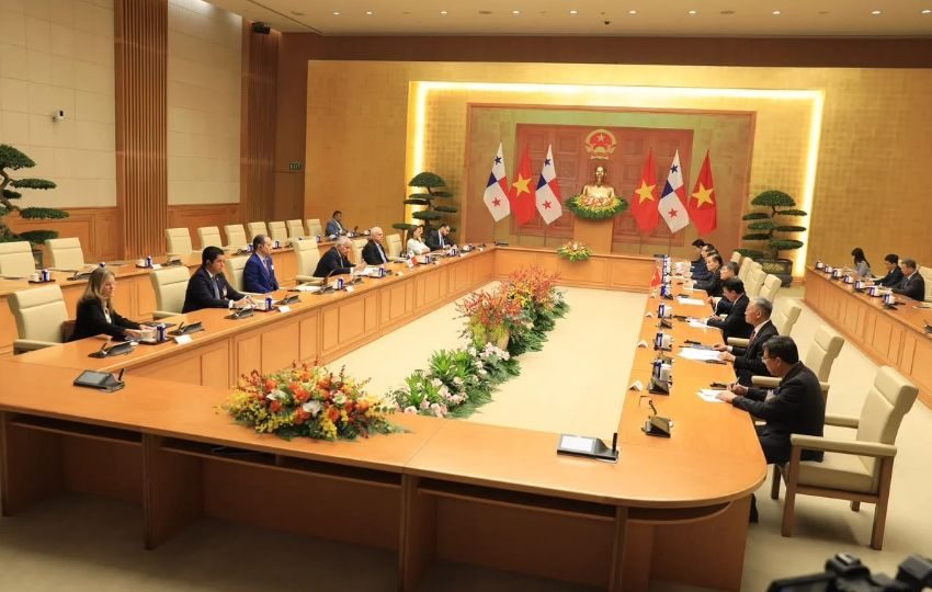 El presidente, José Raúl Mulino, se reunió con el presidente de la Asamblea Nacional de Vietnam, Tran Thanh Man. Foto: Cortesía