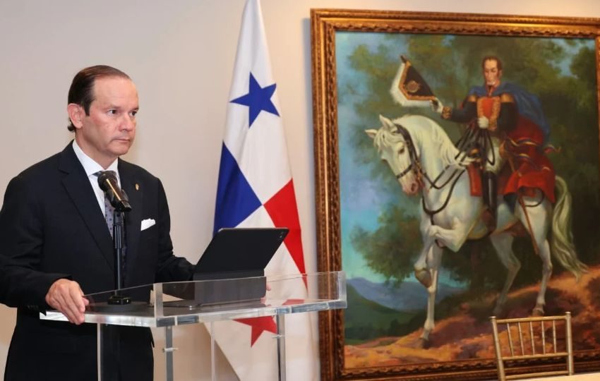 El canciller de la República, Javier Martínez-Acha. Foto: Cortesía