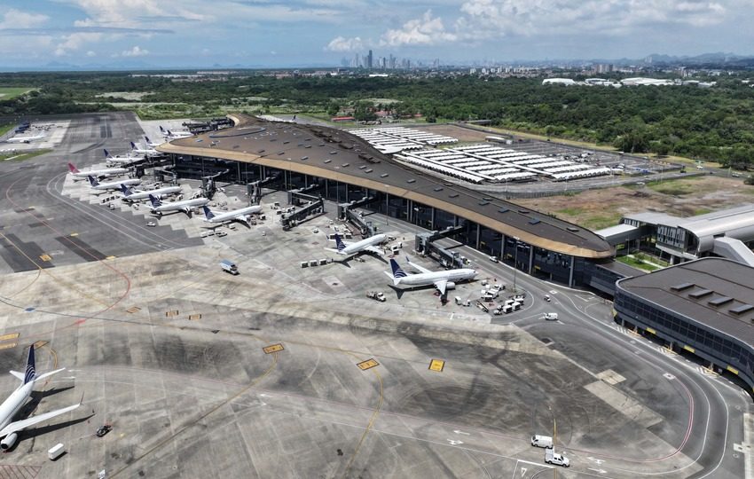 Copa Airlines atiende a los pasajeros afectados. Foto: Cortesía 