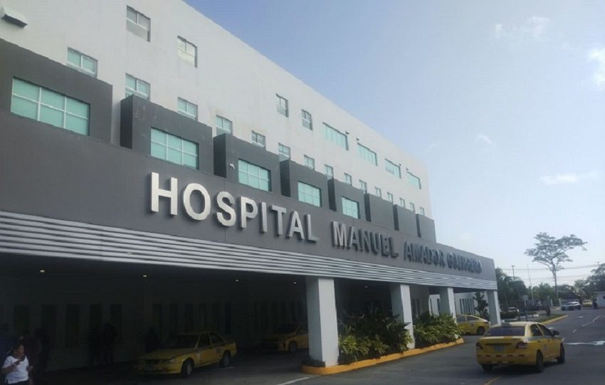 Este centro médico cuenta con una población de responsabilidad que alcanza las 300 mil personas y brinda atención a los seis distritos que componen la provincia de Colón.