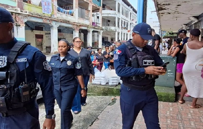 Durante todo el día, autoridades locales e instituciones gubernamentales han puesto en marcha un operativo de inspección técnica en el casco de Colón.