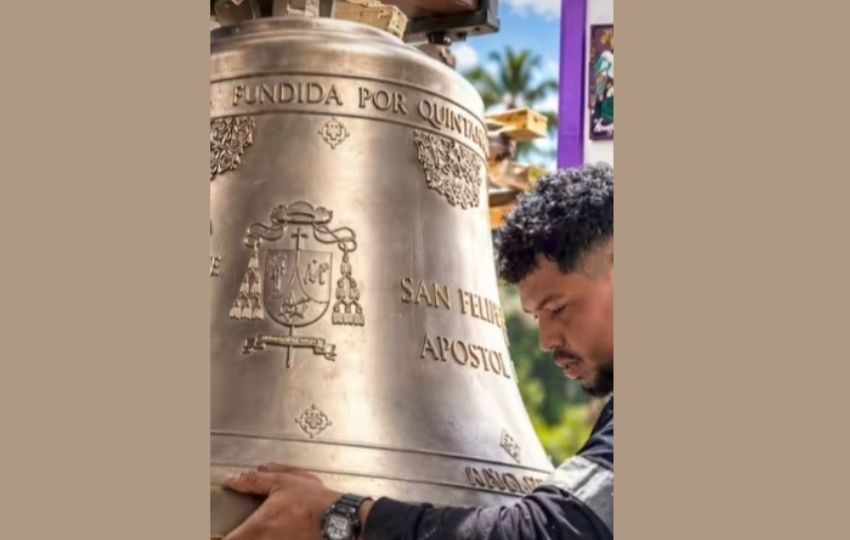 Campana de la iglesia San Felipe de Portobelo. Foto: Diomedes Sánchez