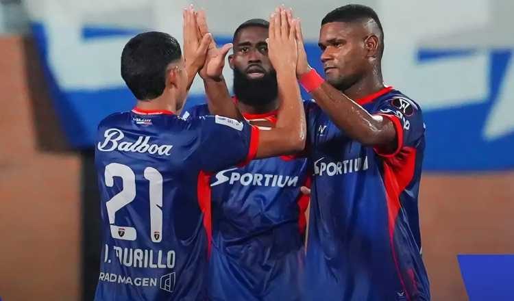 Los jugadores de Plaza Amador festejan. Foto: FPF