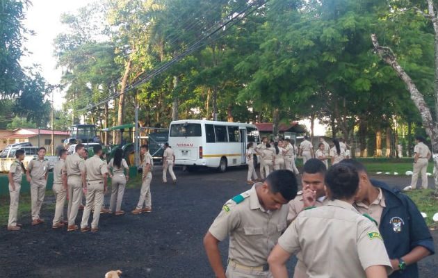  Los estudiantes impidieron el acceso al plantel. Foto: Thays Domínguez.