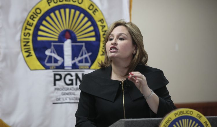 A la procuradora Kenia Porcell  le lloverán pruebas contundentes e incriminatorias, según la diputada Zulay Rodríguez. 