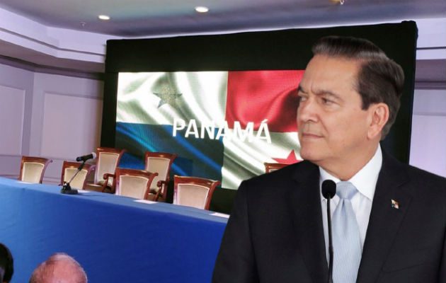 Cortizo se ha comprometido a no gobernar para amigos o empresarios, sino para "defender los intereses de todos los panameños". Archivo