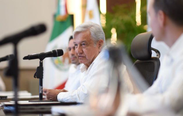 El presidente Manuel López Obrador trata de frenar el robo de combustible. Foto: Archivo/Ilustrativa.