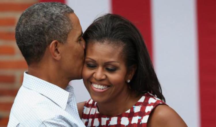 De acuerdo con medios estadounidenses como "Deadline", la pareja formada por Barack y Michelle Obama ha puesto los ojos en el libro "The Fifth Risk", del autor Michel Lewis.