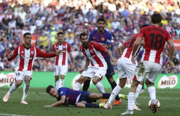 Luis Suárez no ha tenido un inicio relevante en el campeonato español. Foto AP