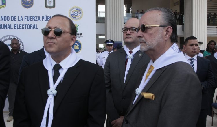 Magistrados entregarán hoy credenciales a Vallarino. Víctor Arosemana