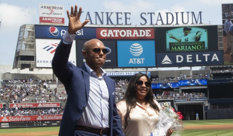 Mariano Rivera junto a su esposa Clara Foto AP