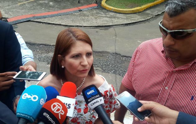 La defensa de la exprimera dama Marta Linares de Martinelli estuvo a cargo de Luis Eduardo Camacho González.