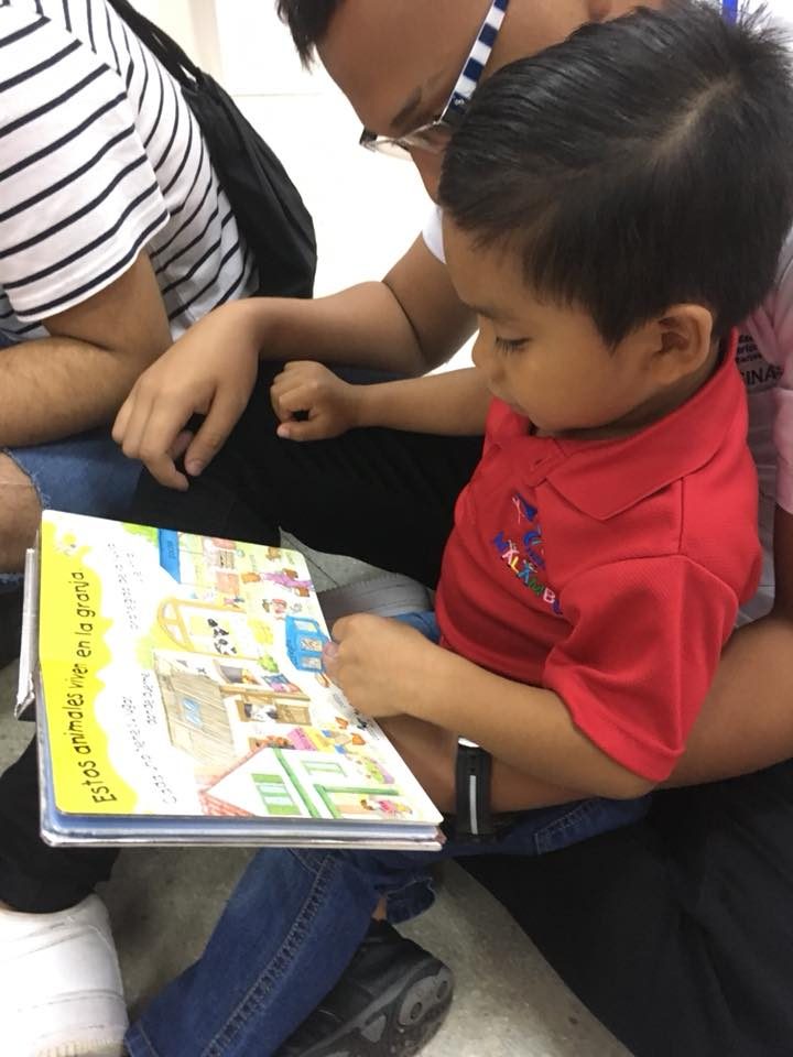 Malambo. Taller de Lectura. Programa "Mi futuro está en tus manos". Foto: Cortesía Fundación Tía Dora.