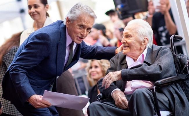 "Este es un gran honor y no me estoy haciendo más joven, quiero disfrutarlo con mi familia", dijo el actor.