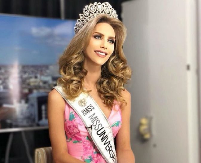 Ángela Ponce ha sido víctima de muchos memes por ser transexual. Foto Instagram