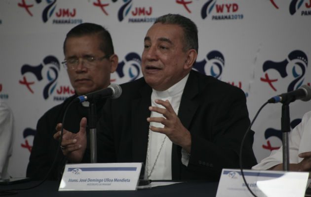 Monseñor José Domingo Ulloa.