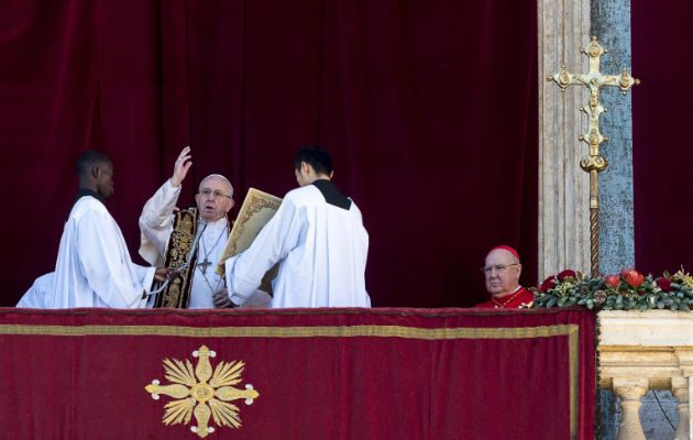Deseó que en esta Navidad "redescubramos los nexos de fraternidad que nos unen como seres humanos y vinculan a todos los pueblos".