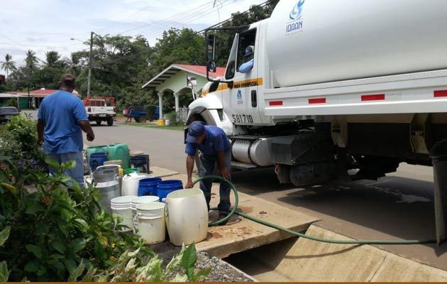 Nuevamente los pariteños se quedan sin el servicio de agua potable. Foto/Thays Domínguez