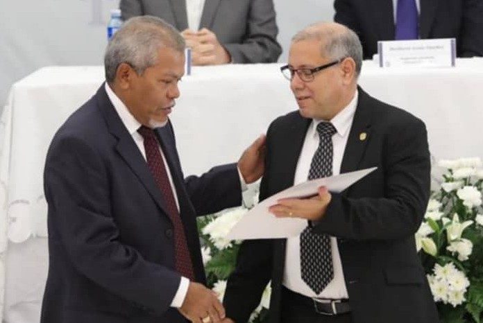 El Tribunal Electoral le entregó las credenciales a diputados principales y suplentes del Parlacen. Foto @tepanama