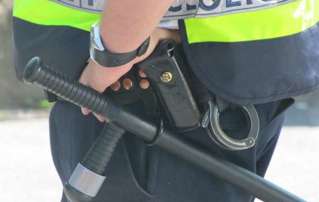 ¡Ironía! Policía acude a atender trifulca en un hotel y descubre a su esposa siéndole infiel. Foto ilustrativa de Pixabay.